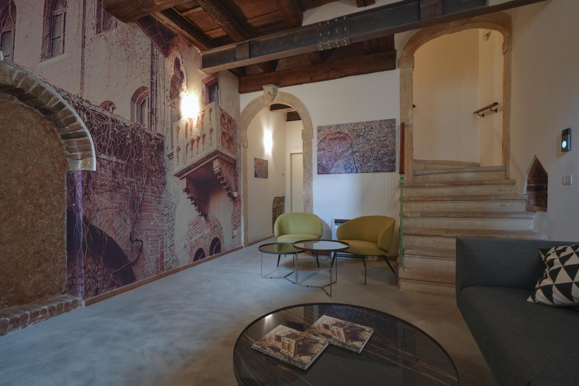 Palazzo Di Giulietta - Juliet'S Palace Verona Eksteriør bilde