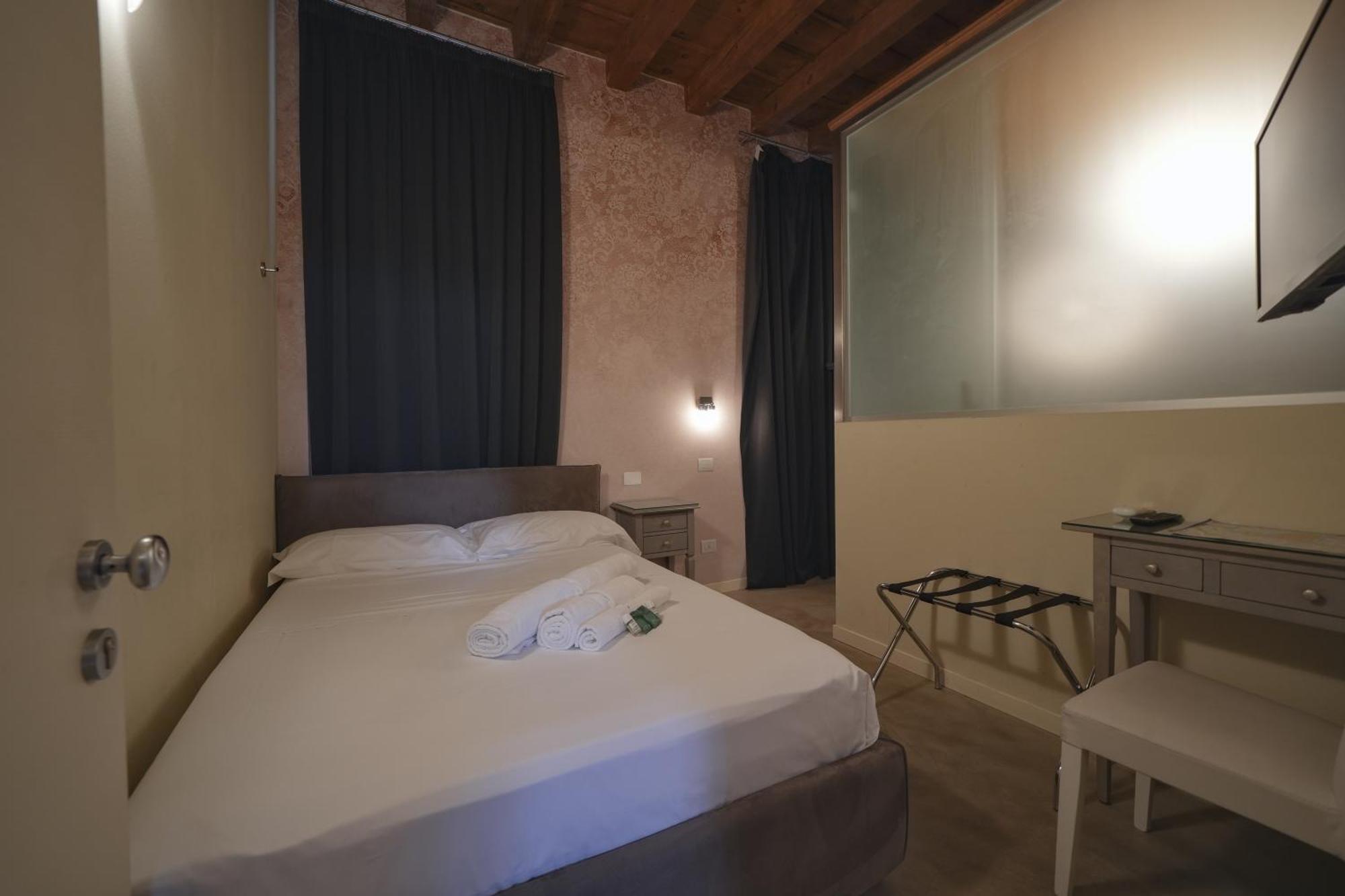Palazzo Di Giulietta - Juliet'S Palace Verona Eksteriør bilde