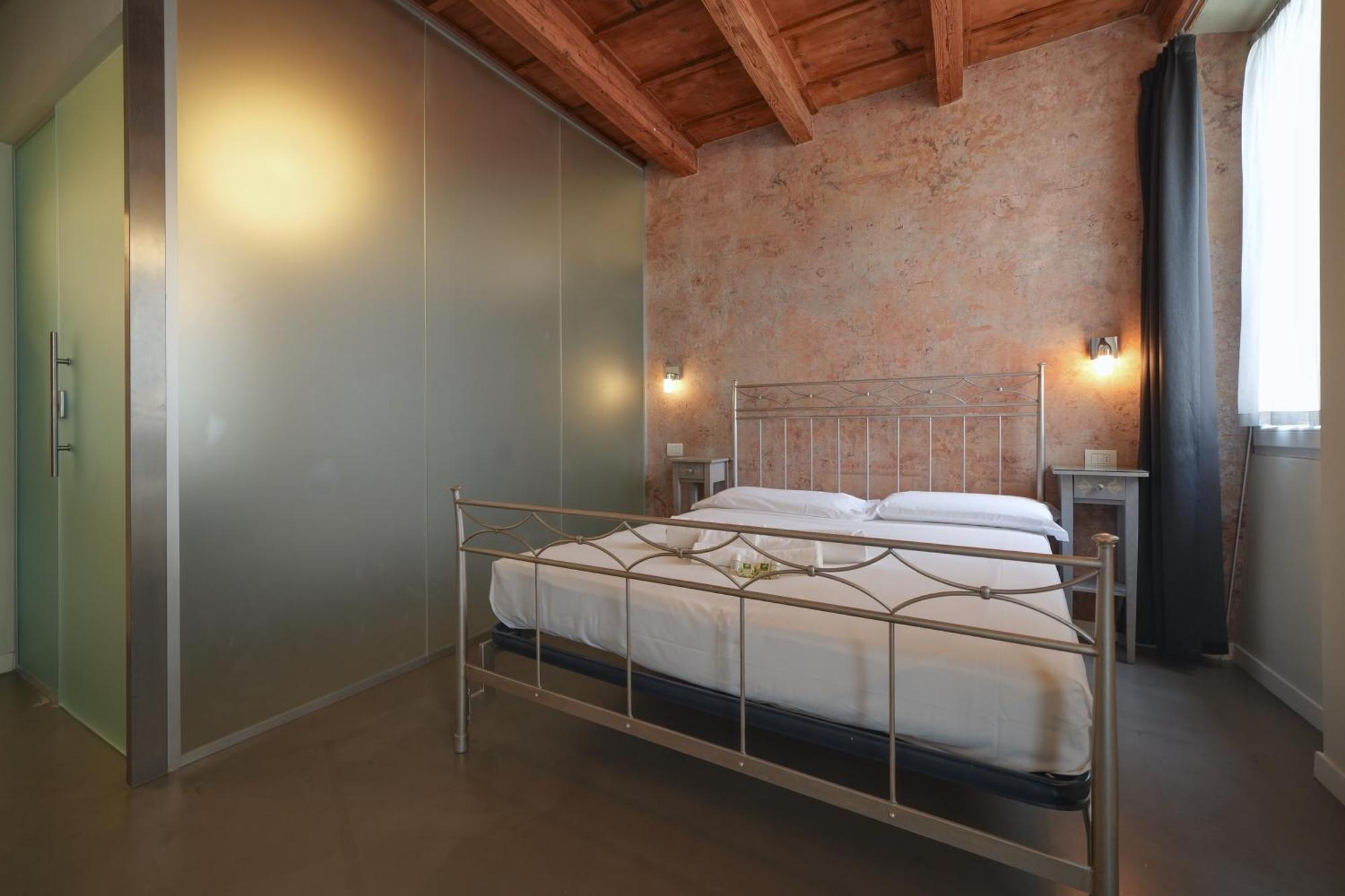 Palazzo Di Giulietta - Juliet'S Palace Verona Eksteriør bilde